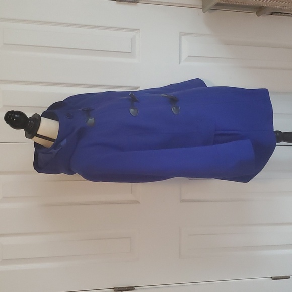 Peacoat with detachable  hood - Picture 8 of 11